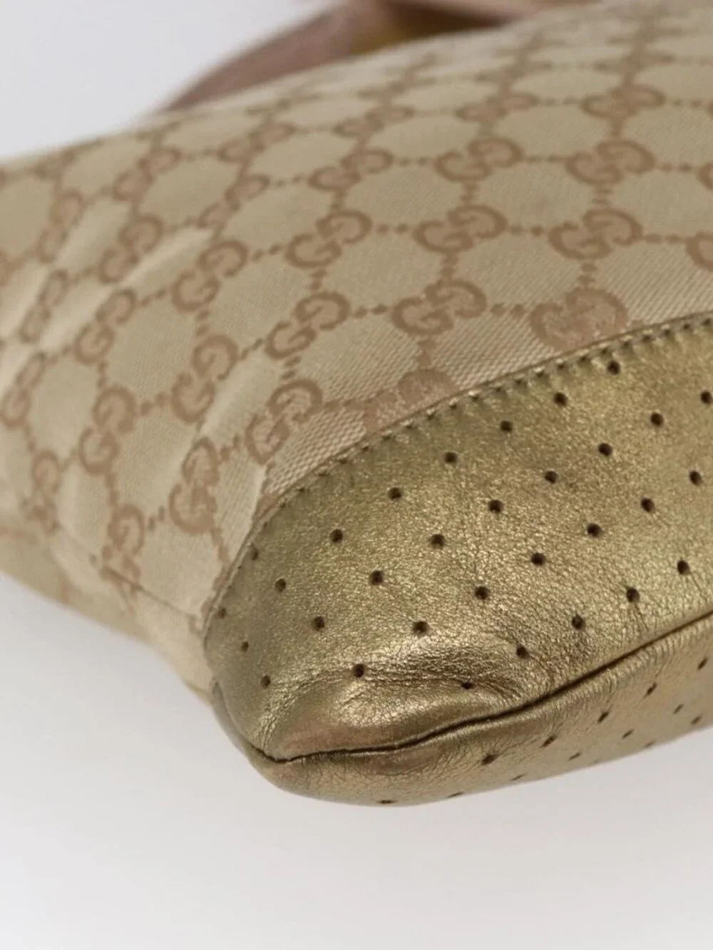 Authentic GUCCI GG Canvas Shoulder Bag Beige Gold 145857 - Picture 8 of 16